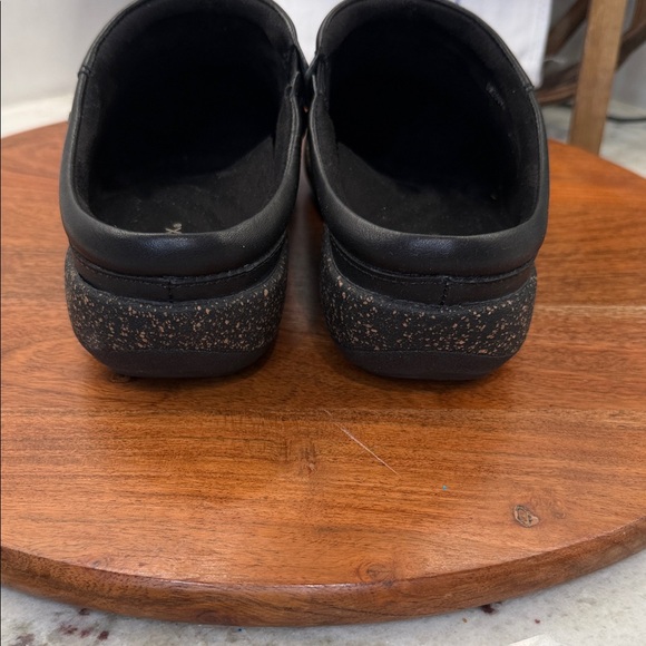 Aetrex Libby Orthopedic Clogs - Picture 7 of 8